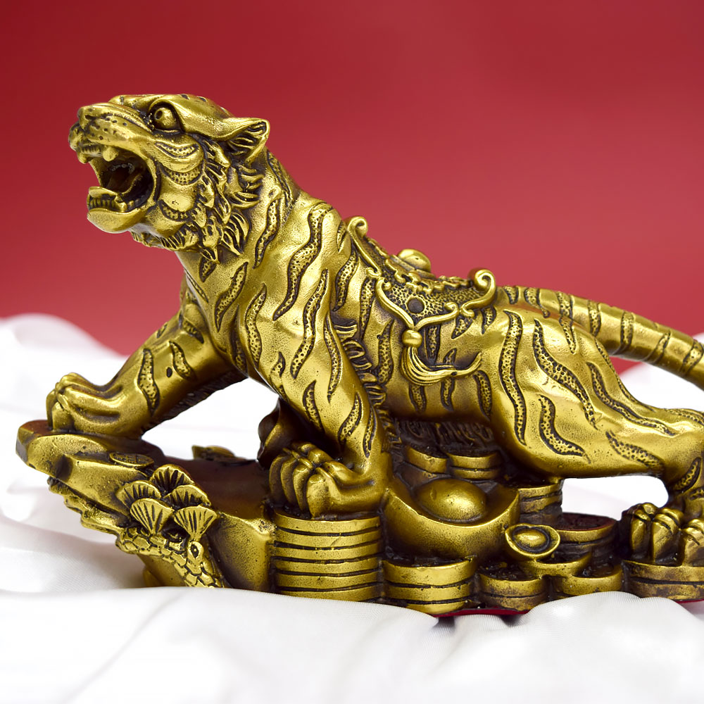 가지니샵 권위와 길함을 상징하는 황동 금전 호랑이 장식품 인테리어소품 개업선물